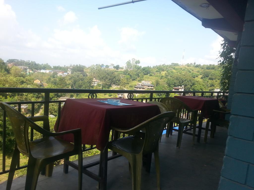 Bandipur Samira Homestay & Mountain View Restaurant Exterior foto