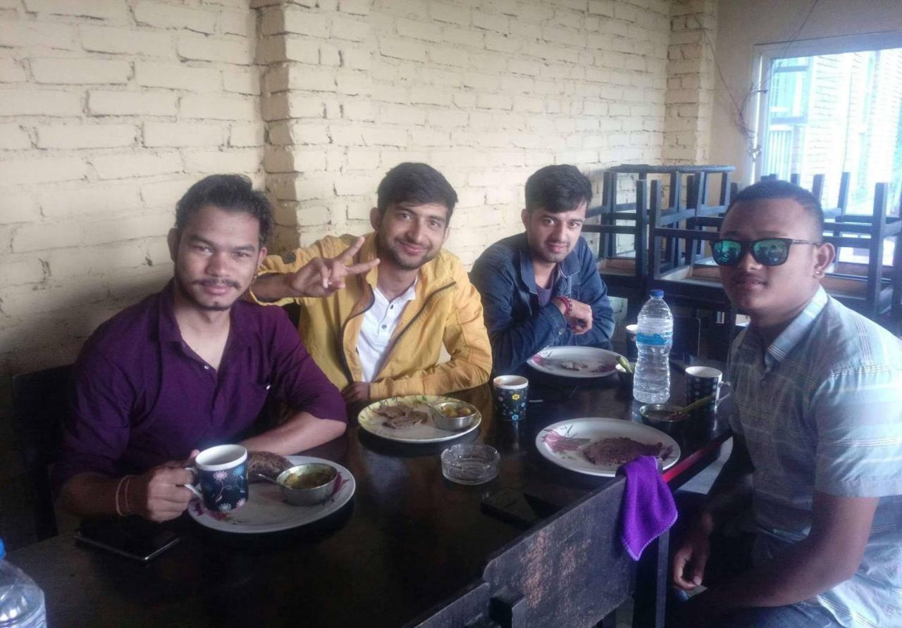Bandipur Samira Homestay & Mountain View Restaurant Exterior foto